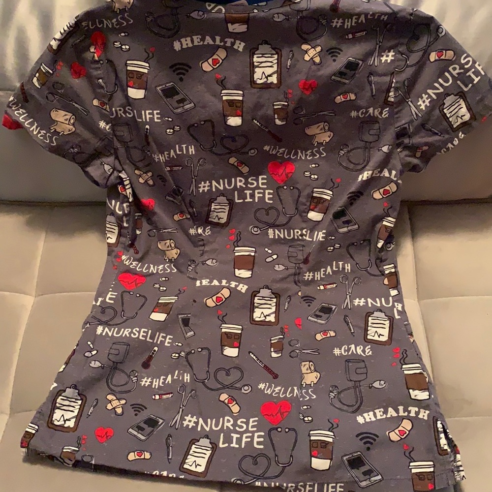 Scrub Top - Picture 6 of 7